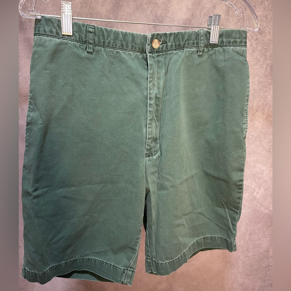 Vintage Polo by Ralph Lauren shorts in green; size 31
